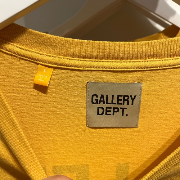 Gallery Dept Tshirt NWT - Picture 2 of 6